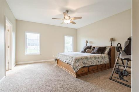 490 Erusha Drive Walford IA 52351