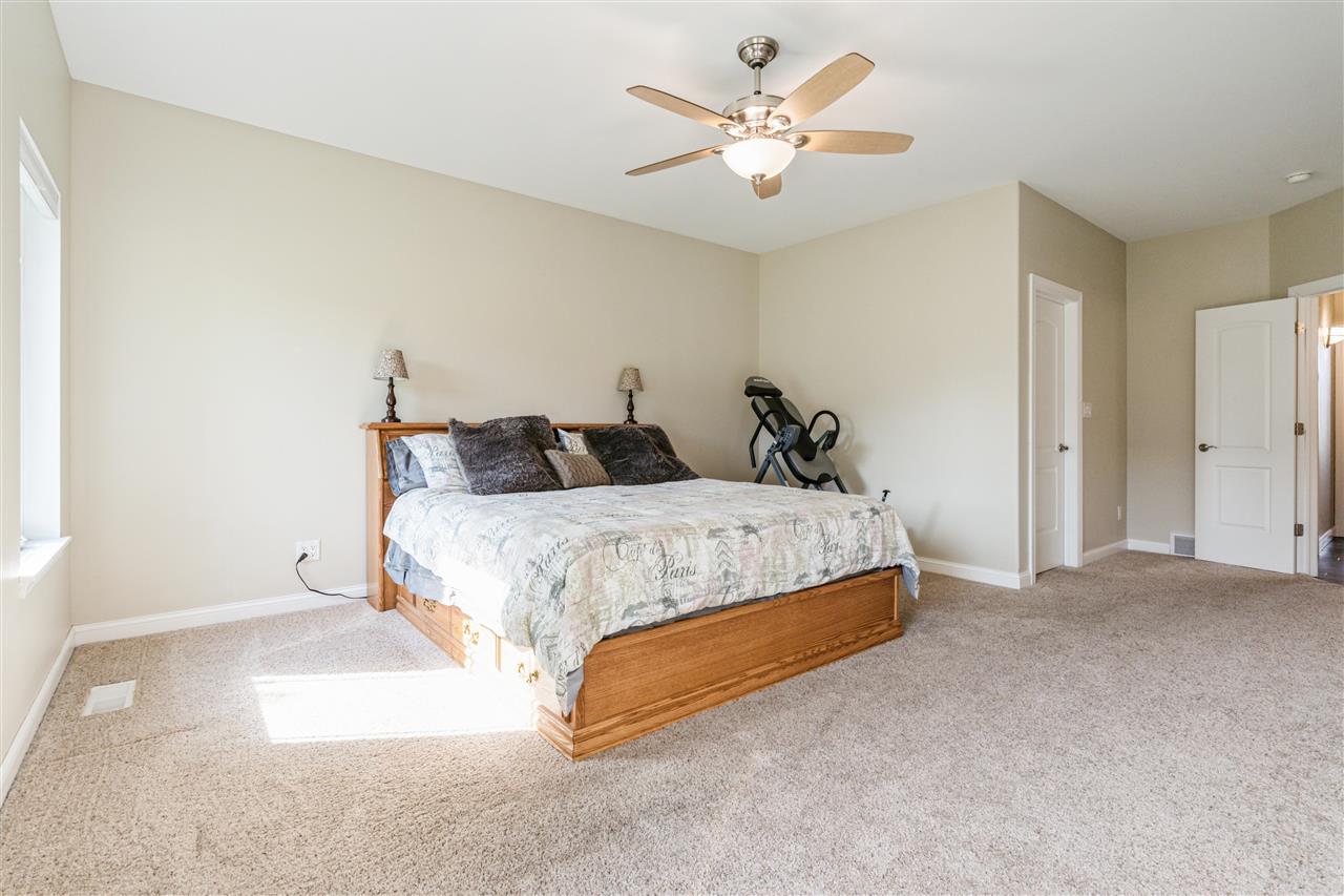 490 Erusha Drive Walford IA 52351