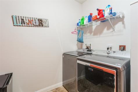 490 Erusha Drive Walford IA 52351