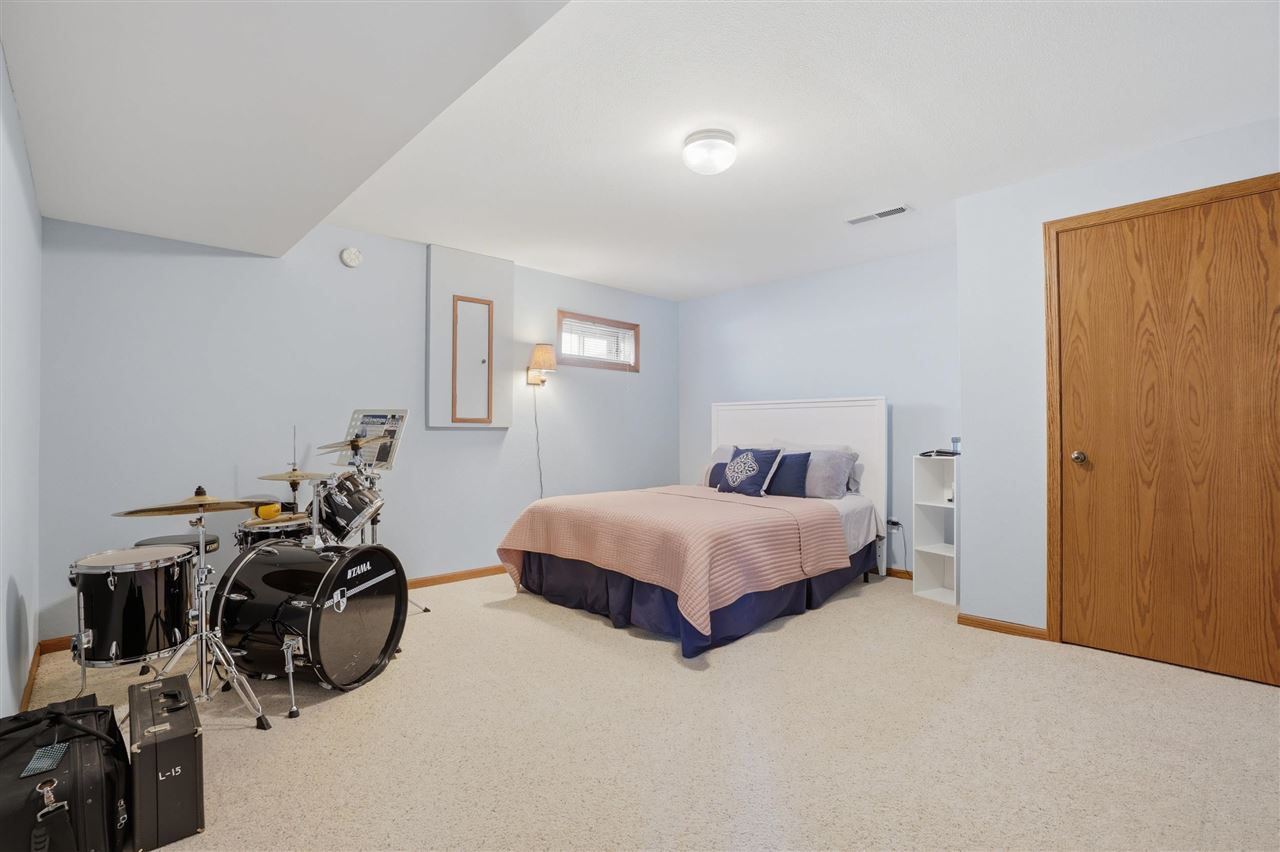 839 Pepper Drive Iowa City IA 52240