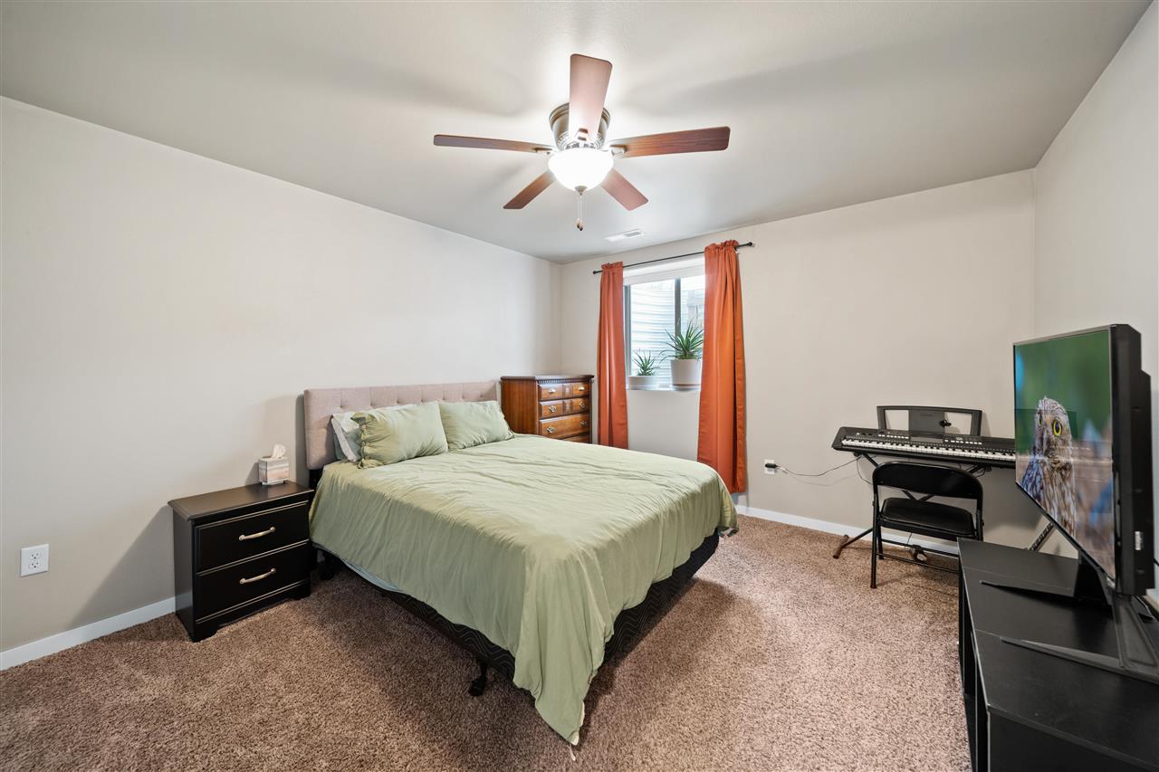 236 Kenneth Drive Iowa City IA 52245
