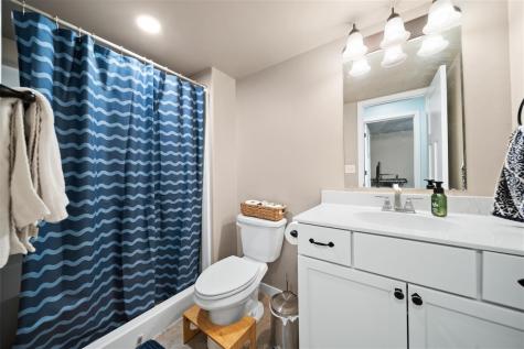236 Kenneth Drive Iowa City IA 52245
