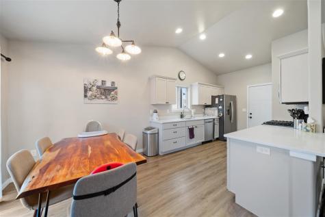 236 Kenneth Drive Iowa City IA 52245