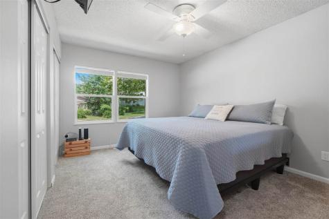 152 N Westminster Street Iowa City IA 52245