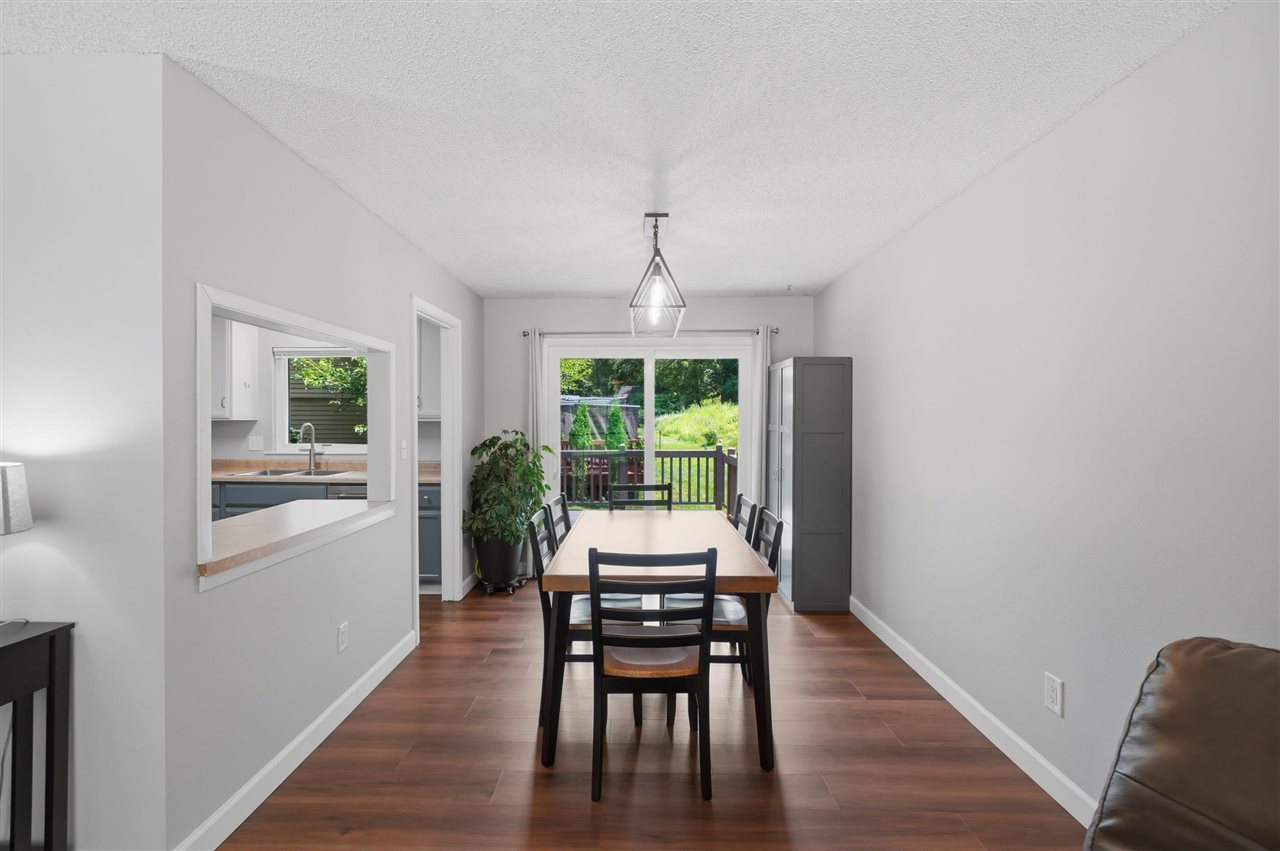 152 N Westminster Street Iowa City IA 52245