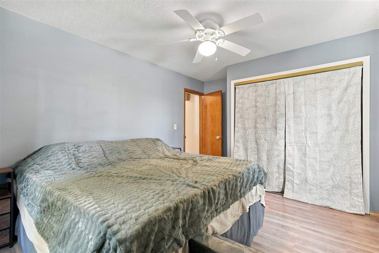 718 3rd Street Kalona IA 52247
