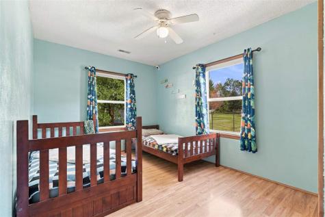 718 3rd Street Kalona IA 52247