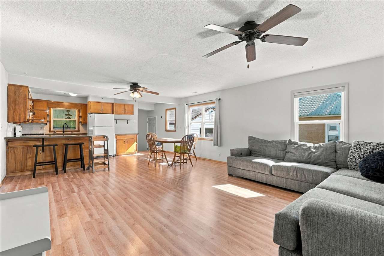 718 3rd Street Kalona IA 52247