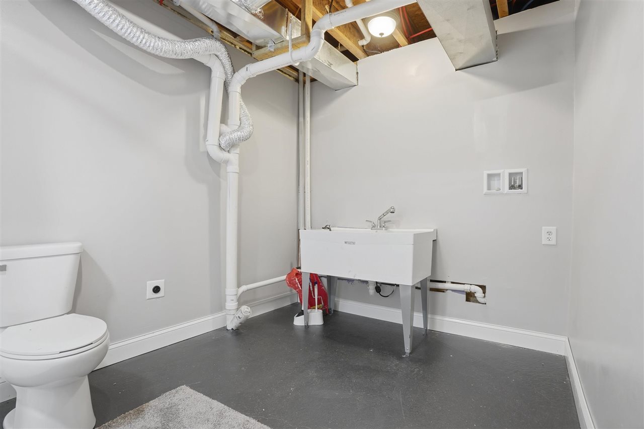 4068 Western Drive Brooklyn IA 52211