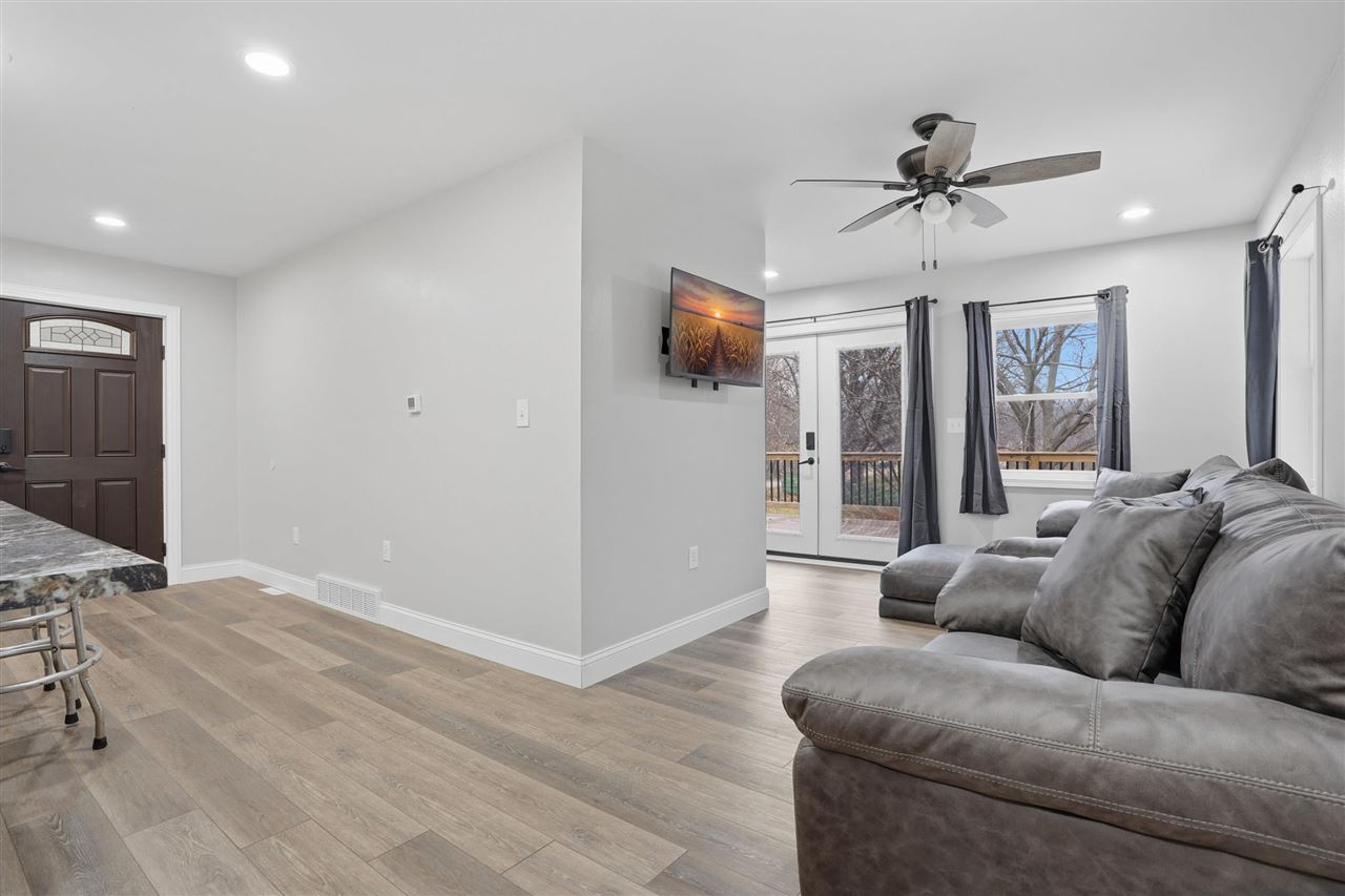 4068 Western Drive Brooklyn IA 52211