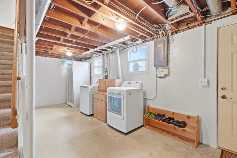 326 N 6th Street West Branch IA 52358