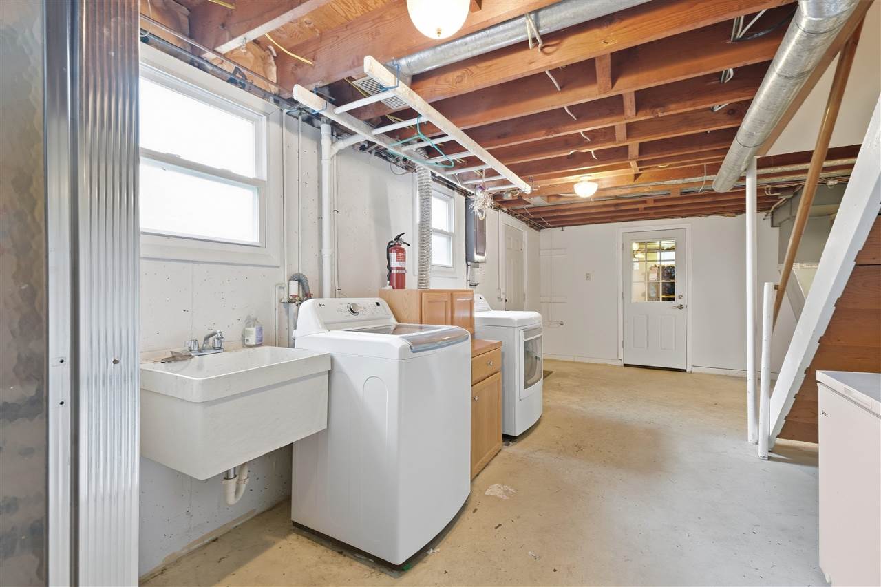 326 N 6th Street West Branch IA 52358