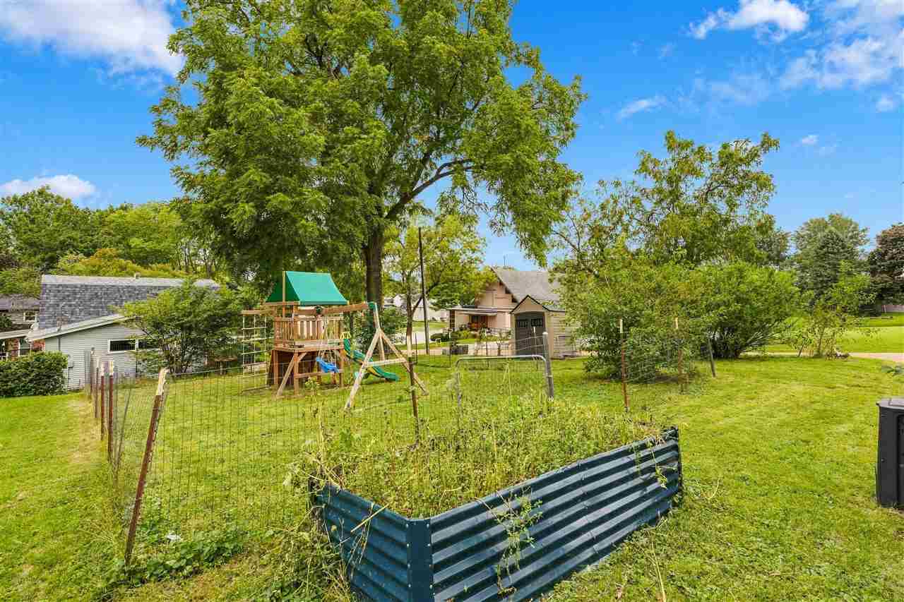 326 N 6th Street West Branch IA 52358