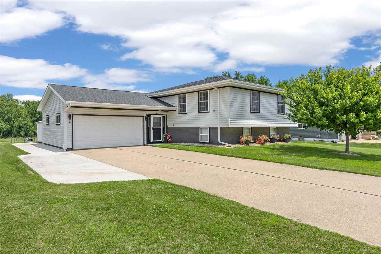 213 Maple Street Olin IA 52320