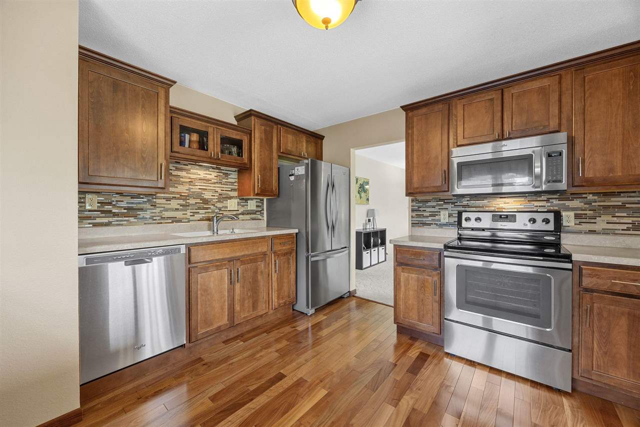 213 Maple Street Olin IA 52320