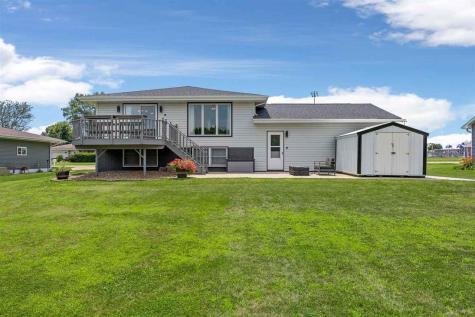 213 Maple Street Olin IA 52320