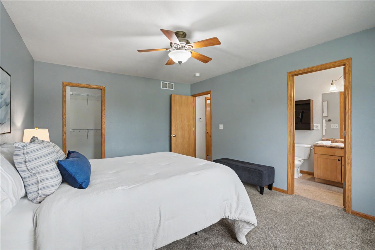 803 Wood Lily Road Solon IA 52333