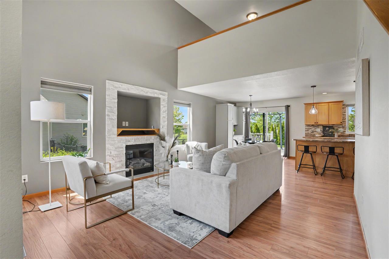 803 Wood Lily Road Solon IA 52333