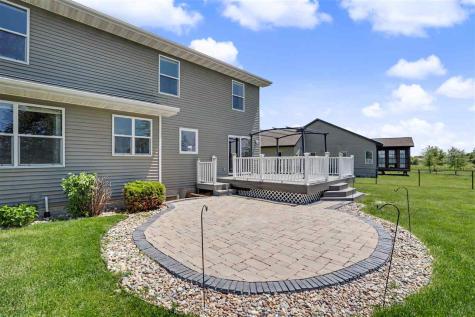 803 Wood Lily Road Solon IA 52333