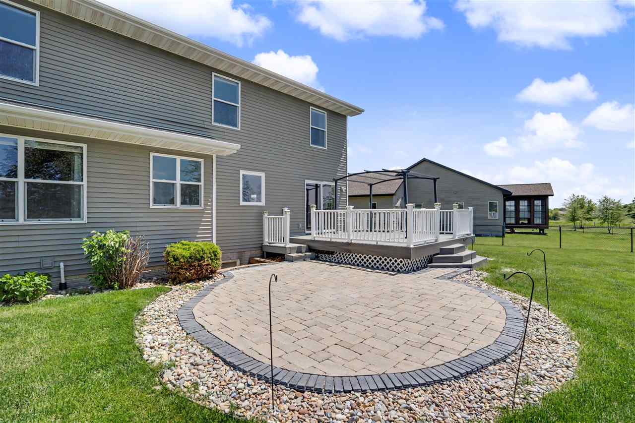 803 Wood Lily Road Solon IA 52333