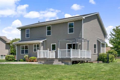 803 Wood Lily Road Solon IA 52333