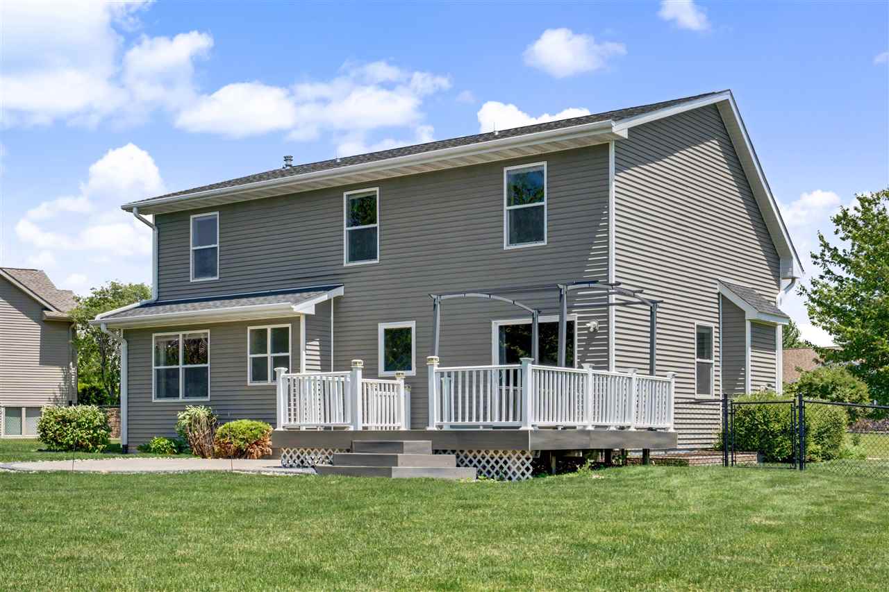 803 Wood Lily Road Solon IA 52333