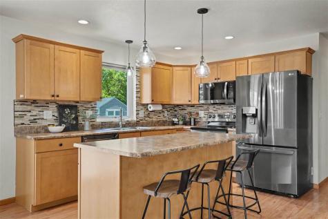 803 Wood Lily Road Solon IA 52333