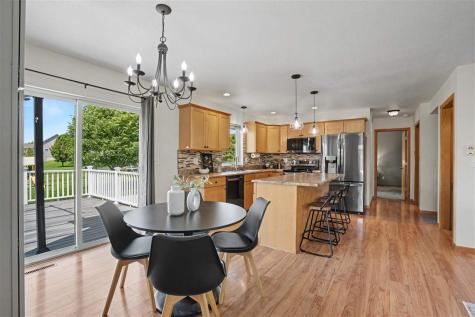 803 Wood Lily Road Solon IA 52333