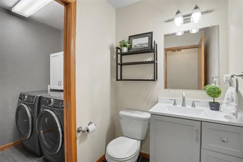 803 Wood Lily Road Solon IA 52333