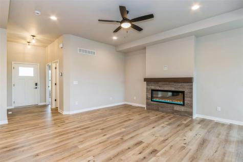 400 S Seven Oaks Road North Liberty IA 52317