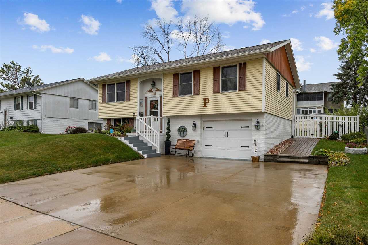 6127 Underwood Avenue SW Cedar Rapids IA 52404