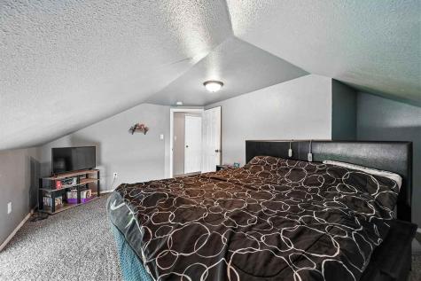 2797 Paris Road Central City IA 52214