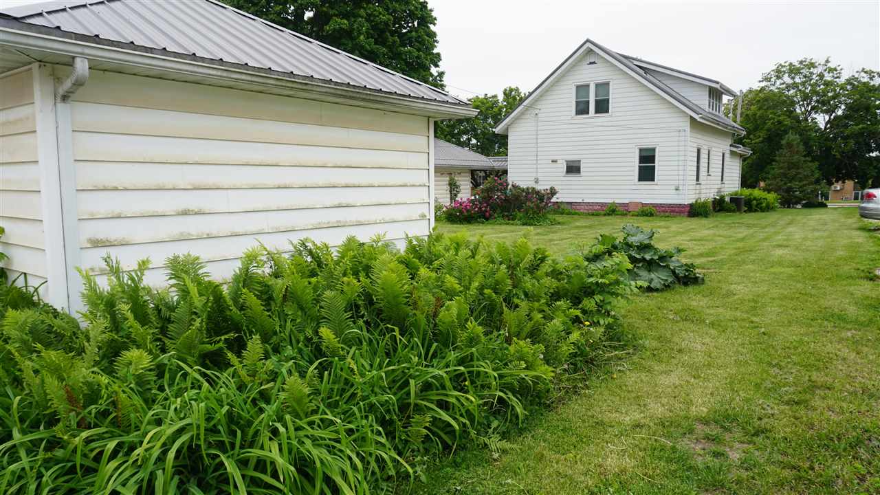 306 S Devoe Street Lone Tree IA 52755