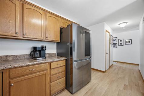 452 N Mckenzie Lane North Liberty IA 52317
