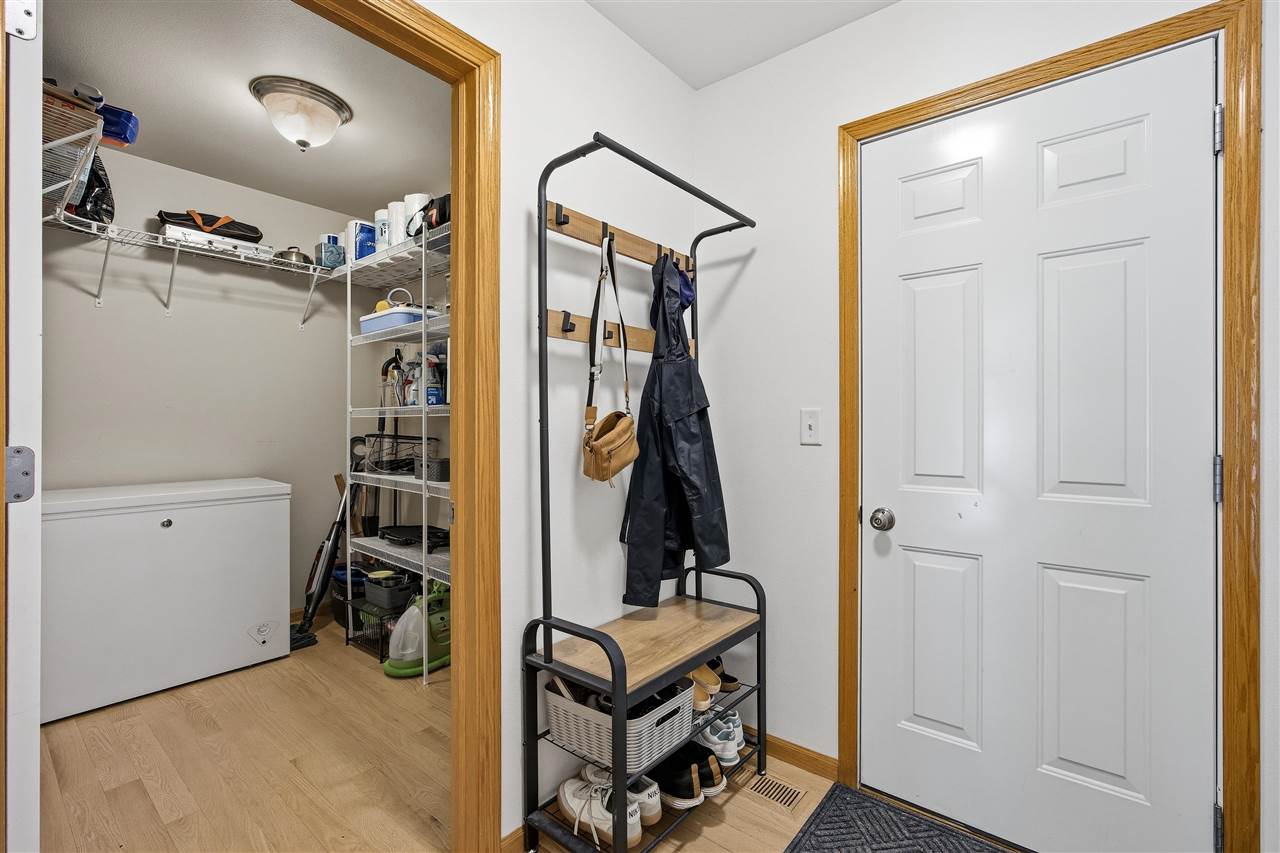 452 N Mckenzie Lane North Liberty IA 52317