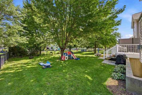 452 N Mckenzie Lane North Liberty IA 52317