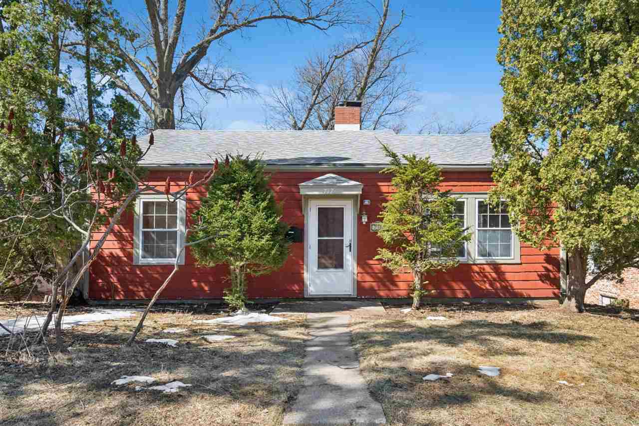 717 S 7th Avenue Iowa City IA 52240
