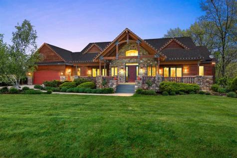 2598 Quincy Road NE Solon IA 52333