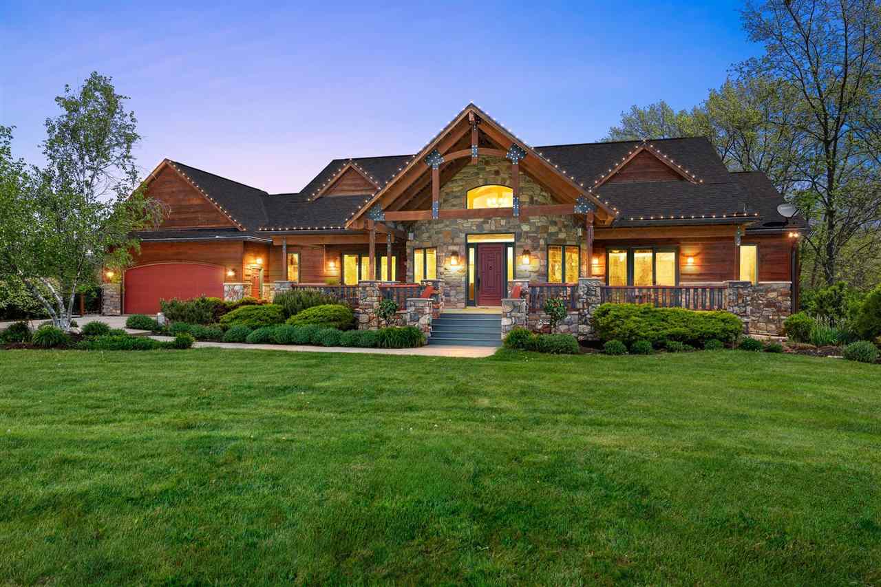 2598 Quincy Road NE Solon IA 52333