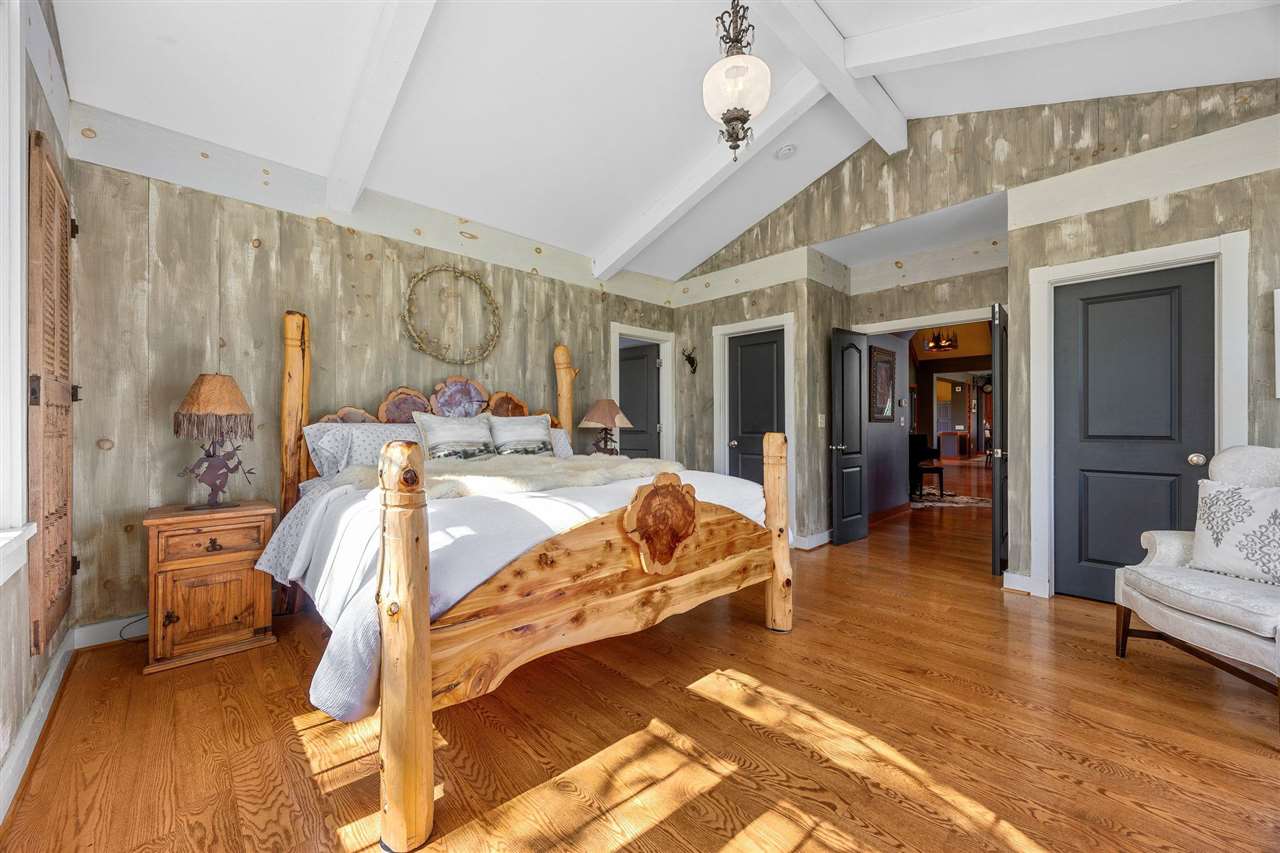 2598 Quincy Road NE Solon IA 52333
