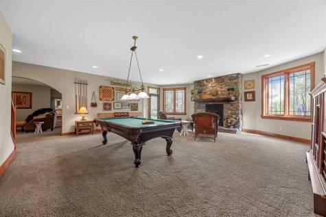 2598 Quincy Road NE Solon IA 52333
