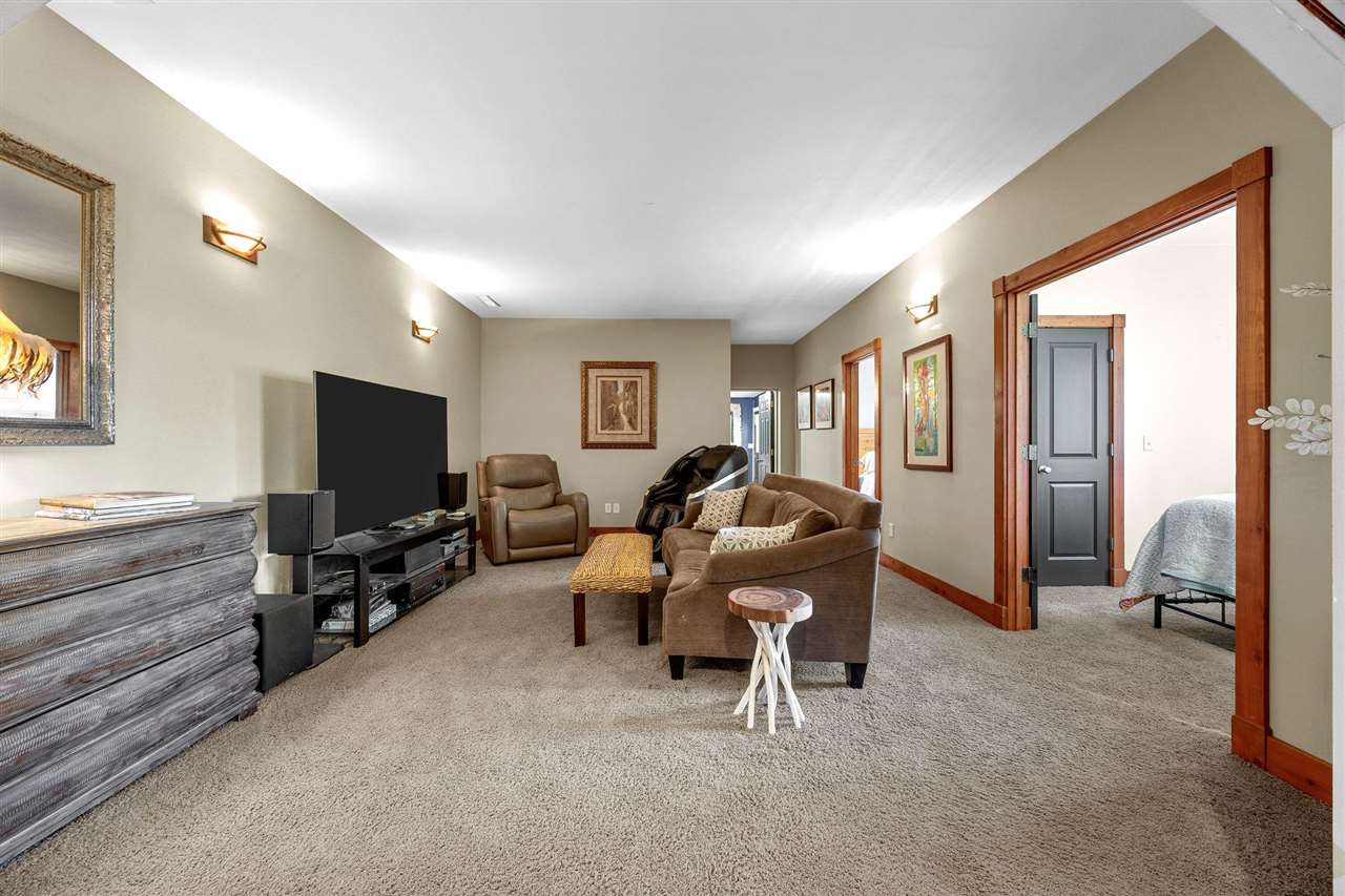 2598 Quincy Road NE Solon IA 52333