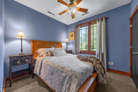 2598 Quincy Road NE Solon IA 52333