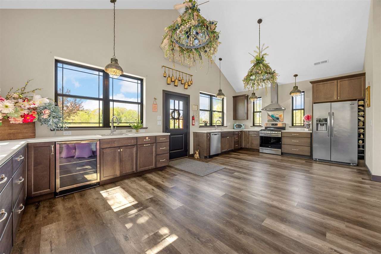 2598 Quincy Road NE Solon IA 52333