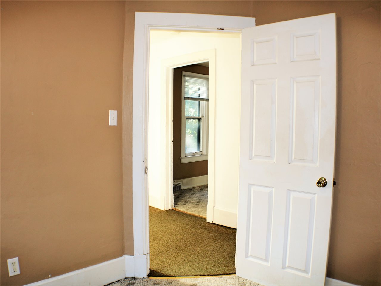 401 S Lucas Street Iowa City IA 52240