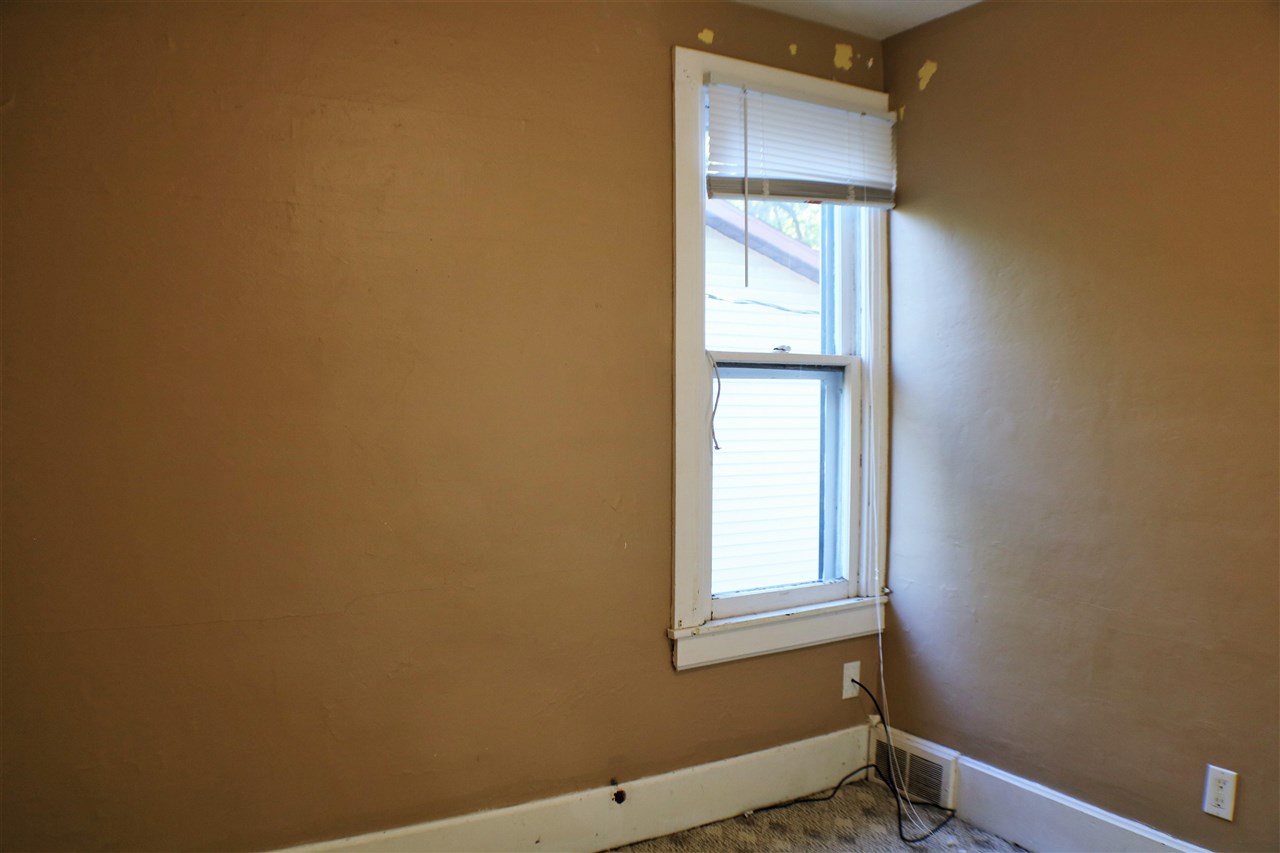 401 S Lucas Street Iowa City IA 52240