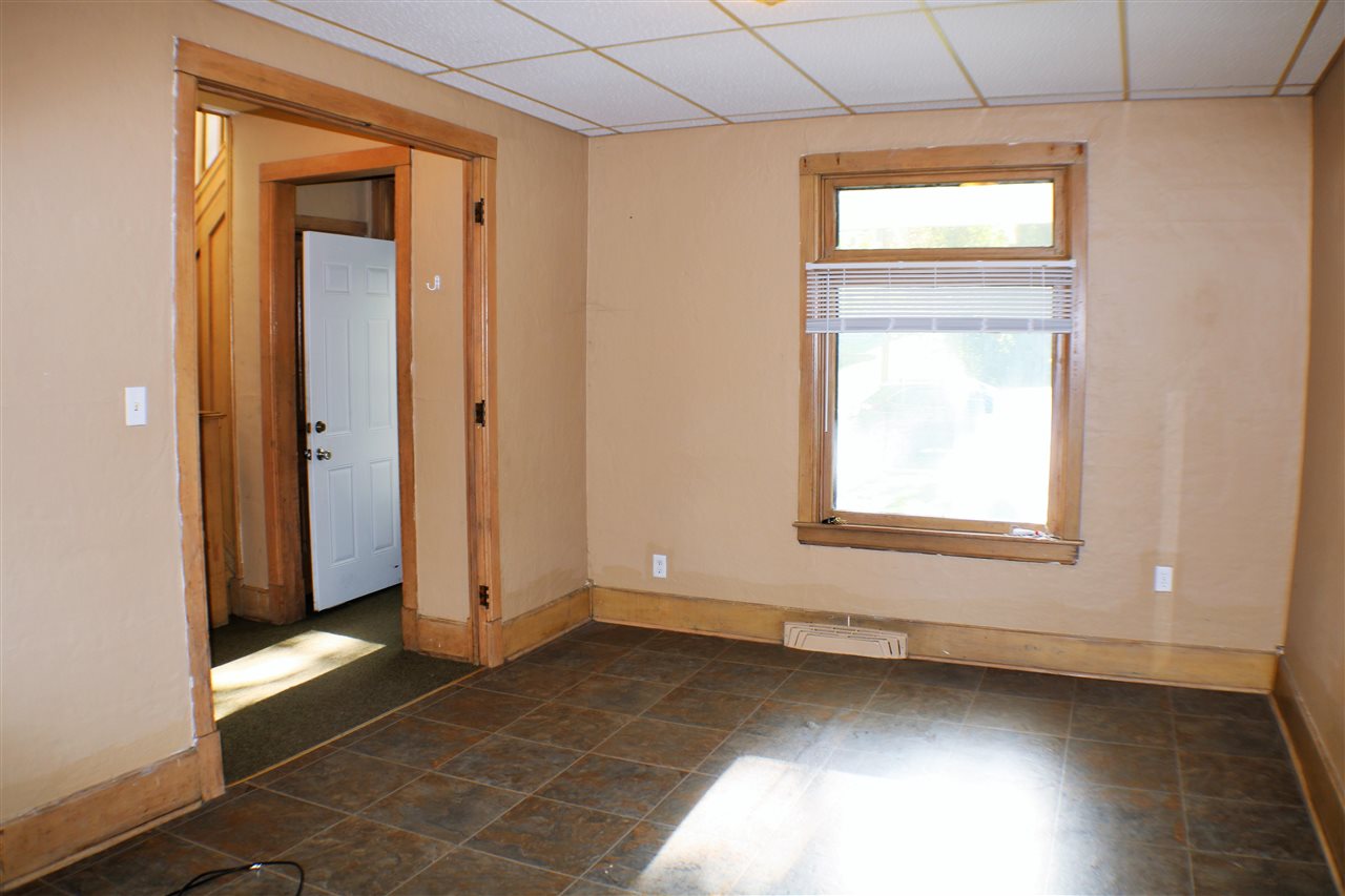 401 S Lucas Street Iowa City IA 52240