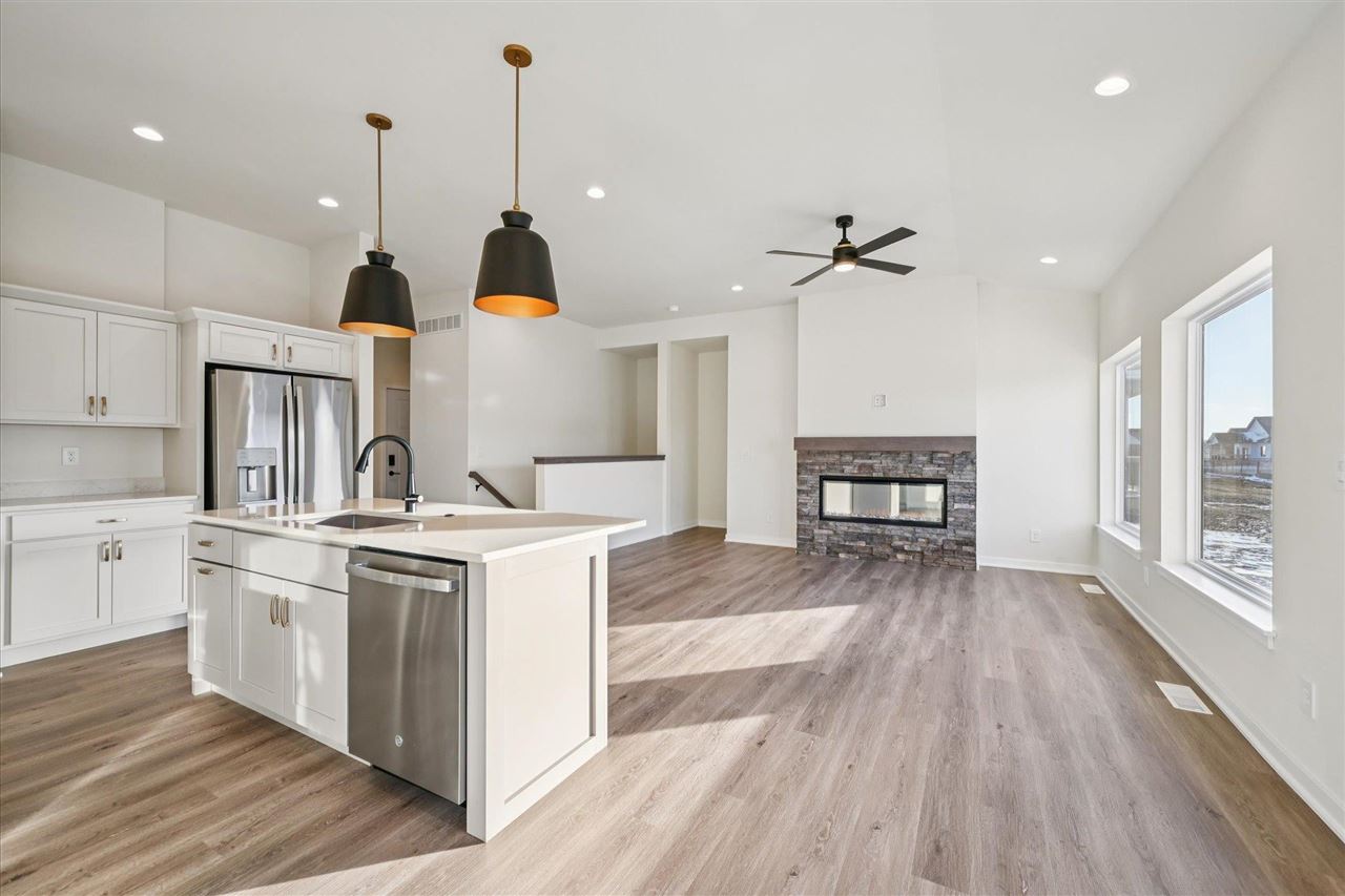 420 S Seven Oaks Road North Liberty IA 52317