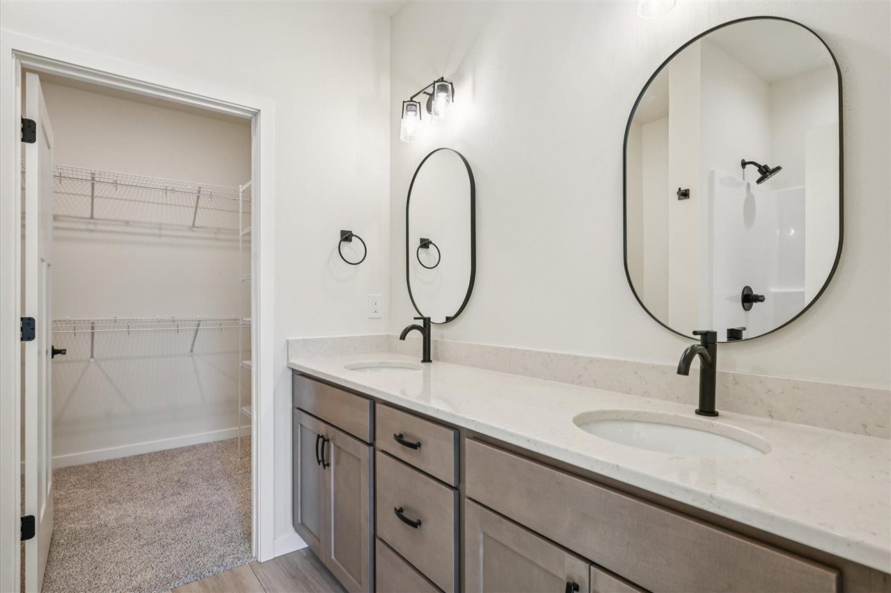 420 S Seven Oaks Road North Liberty IA 52317