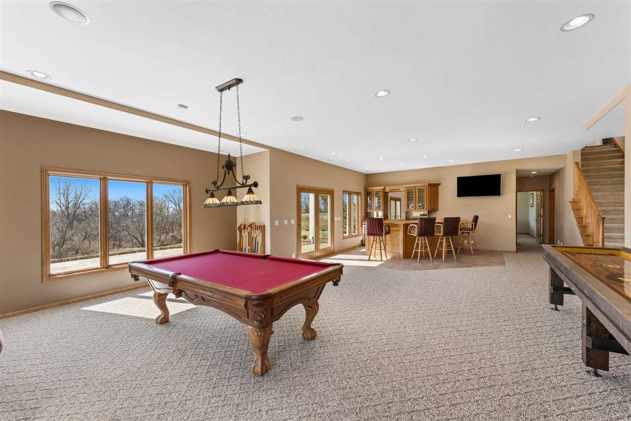 4601 Plumberry Road Ely IA 52227